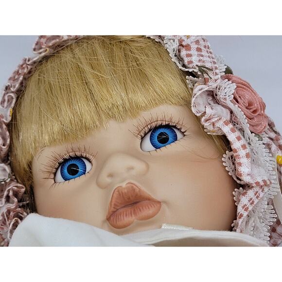 Rare 14" Precious Moments porcelain cottage core baby doll with orig box - Picture 3 of 12